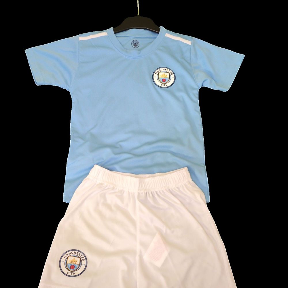 ensemble officiel short et tee shirt Manchester city